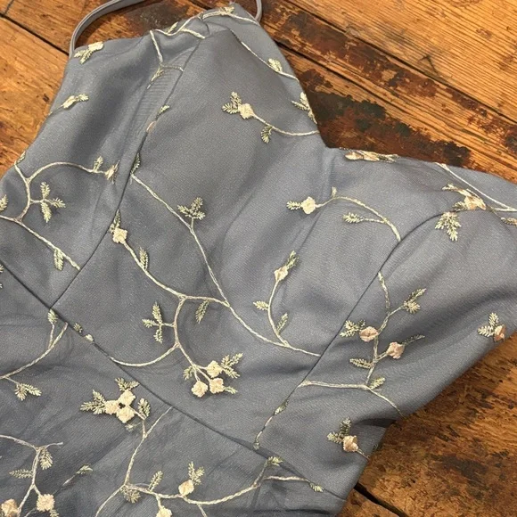 Grad Dress - Picture 11 of 12